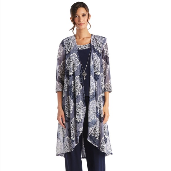 Occasion mother of the bride or groom beautiful outfit. Plus set - Picture 2 of 8